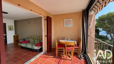 Apartment in Saint-Mandrier-sur-Mer (83430)