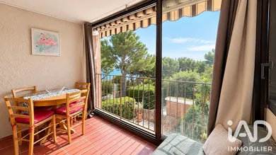 Apartment in Saint-Mandrier-sur-Mer (83430)