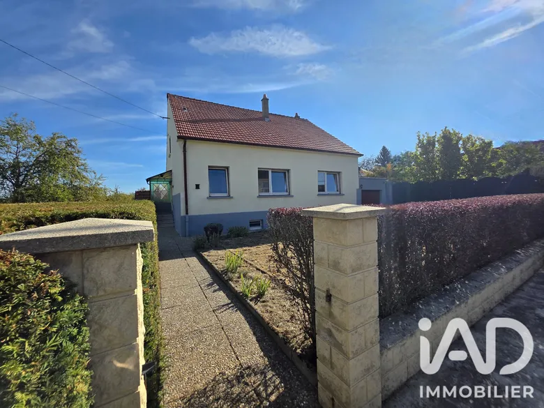 Maison 6 pièces 134 m² · à Saint-Jean-Rohrbach · 134 m² · 142 000 €