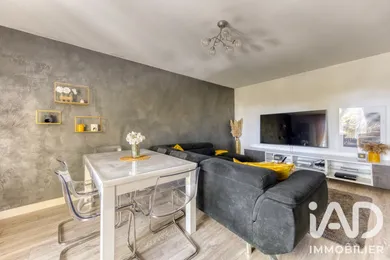 Apartment in Noisy-le-Grand (93160)