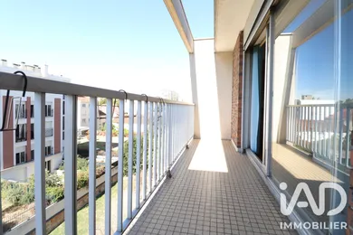 Studio à Maisons-Alfort (94700)
