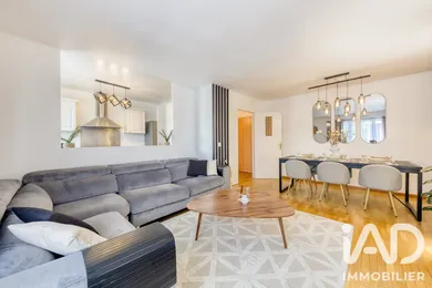 Apartment in Fresnes (94260)