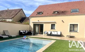 Maison à Saint-Clément (89100)