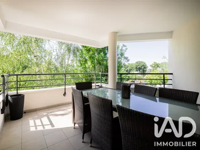 Appartement à Saint-Cloud (92210)