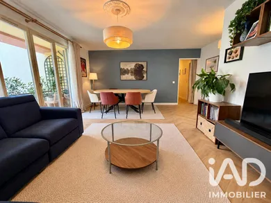 Apartment in Saint-Julien-en-Genevois (74160)