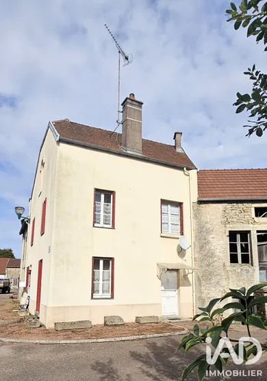 Maison de village à Lacanche (21230)