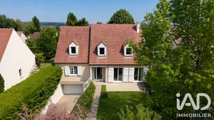 House in Orgeval (78630)