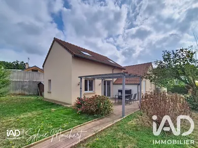 Maison traditionnelle à La Verrière (78320)