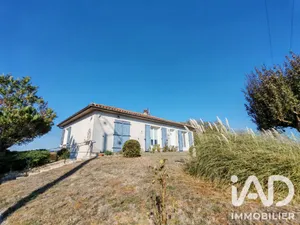 Maison à Charmé (16140)