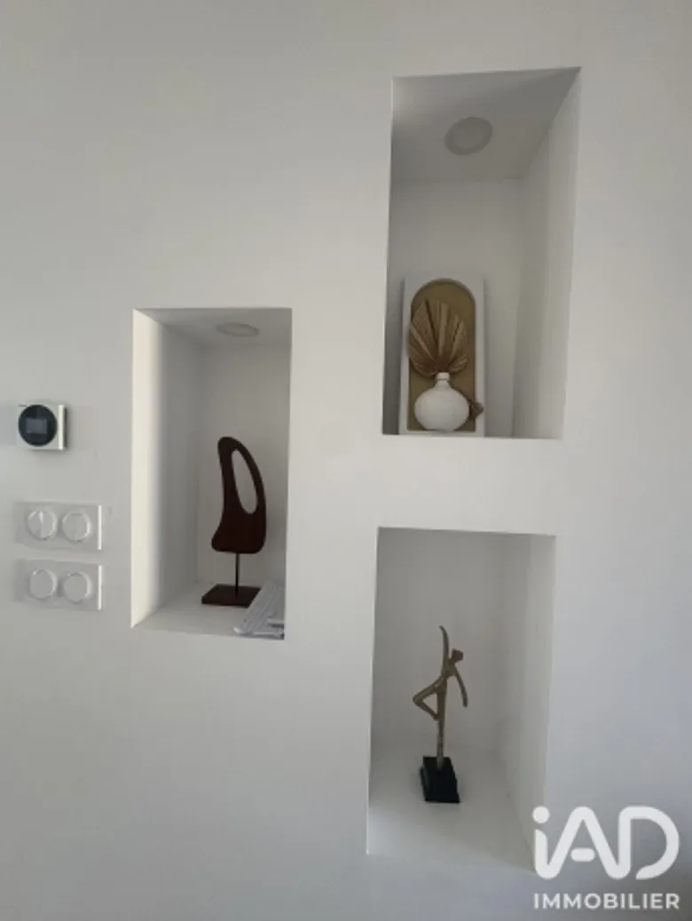 Maison 6 pièces 140 m² · à Pouilly-lès-Feurs · 140 m² · 355 000 €