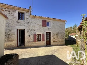 Maison de village à Sérigné (85200)