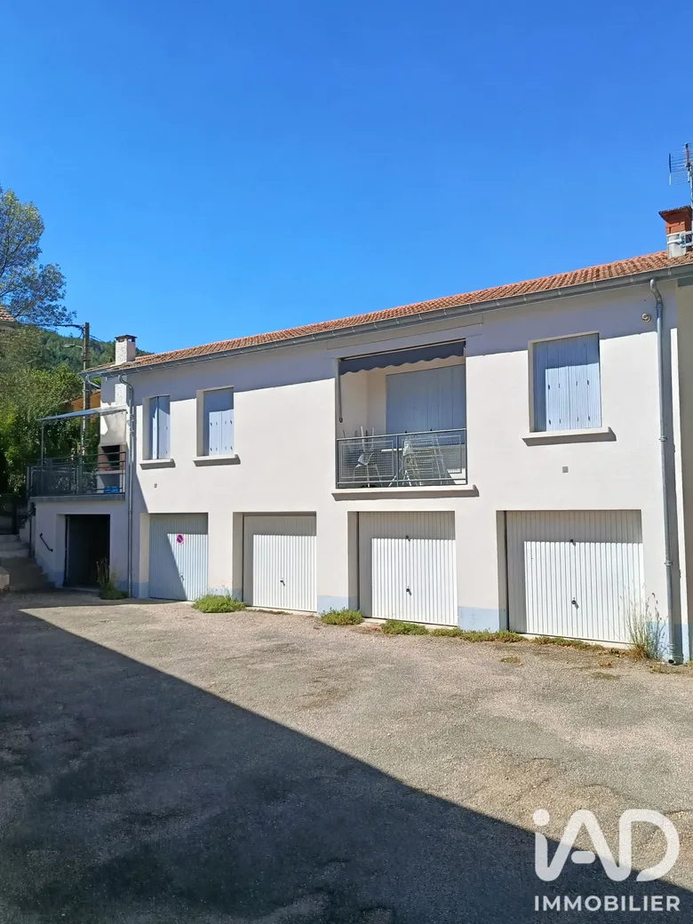 Immeuble 92 m² · à Lamalou-les-Bains · 92 m² · 230 000 €