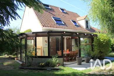 Maison traditionnelle à Bures-sur-Yvette (91440)
