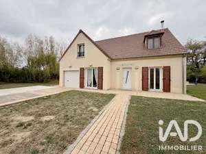 Maison traditionnelle à Fontenailles (77370)