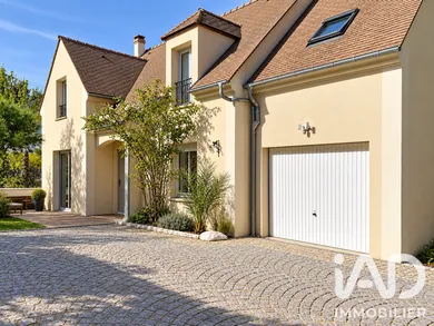 Maison traditionnelle à Villennes-sur-Seine (78670)