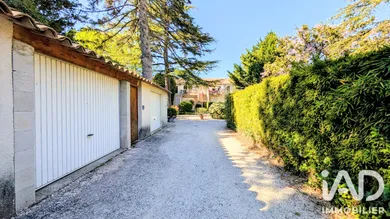 Appartement à Saint-Saturnin-lès-Avignon (84450)
