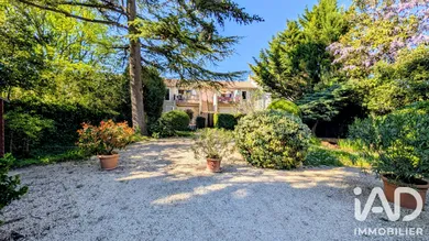 Appartement à Saint-Saturnin-lès-Avignon (84450)
