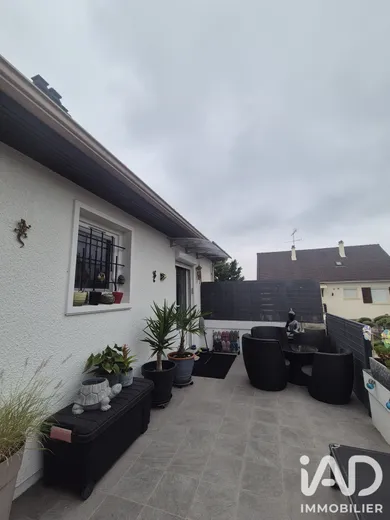 Maison traditionnelle à Dordives (45680)