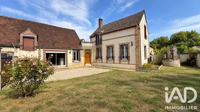 Maison de village à Étigny (89510)