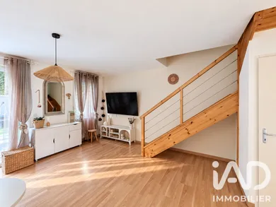 Maison à Gelos (64110)