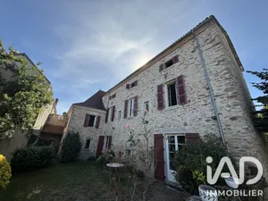 Townhouse in Dournazac (87230)