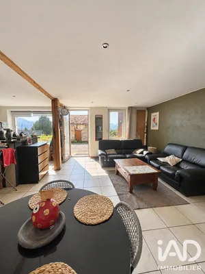 Maison de village à Pierre-Châtel (38119)