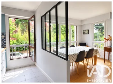 Apartment in Versailles (78000)