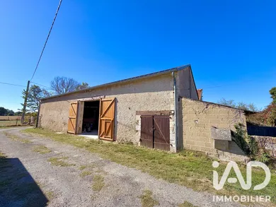Maison de campagne à La Bussière (86310)
