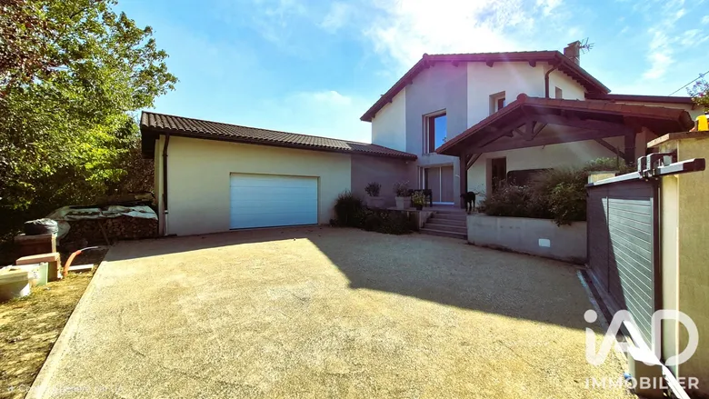Maison 7 pièces 139 m² · à Faramans · 139 m² · 385 000 €