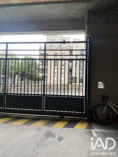 Parking in Saint-Ouen-sur-Seine (93400)