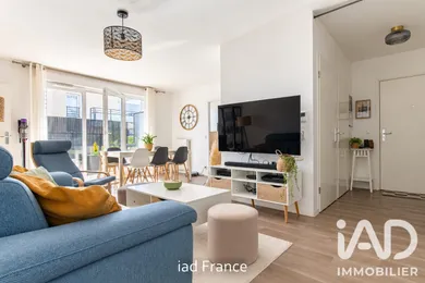 Apartment in Maurepas (78310)