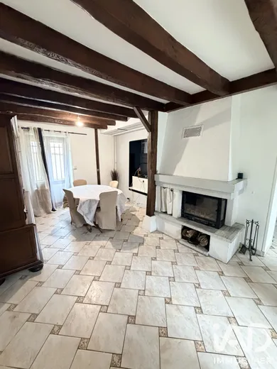 Maison à Sainte-Colombe (77650)