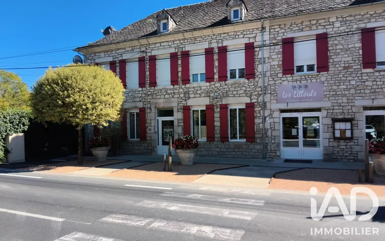 Local commercial 400 m² · à Souillac · 400 m² · 160 000 €