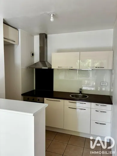 Appartement à Salon-de-Provence (13300)