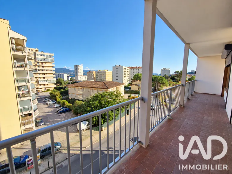 Appartement 4 pièces 99 m² · à Ajaccio · 98,6 m² · 280 000 €