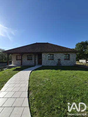 Detached house in Raimbeaucourt (59283)