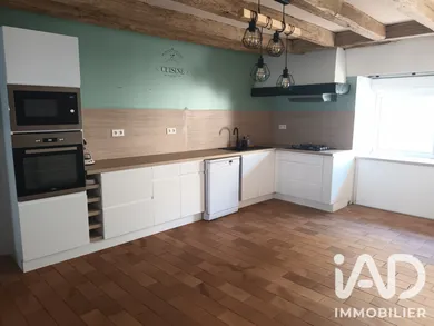 Townhouse in La Chapelle-Saint-Laurent (79430)