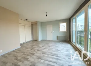 Appartement à Sainte-Geneviève-des-Bois (91700)