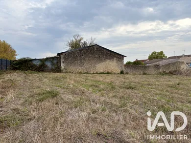 Building plot in Saint-Selve (33650)