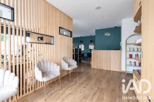 Boutique/Local commercial à Pougny (01550)