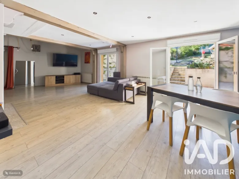 Maison 5 pièces 120 m² · à Neuves-Maisons · 120 m² · 235 000 €