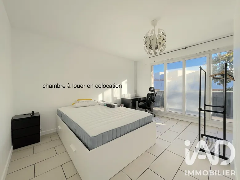Appartement 5 pièces 88 m² · à Évry-Courcouronnes · 88 m² · 500 €/mois