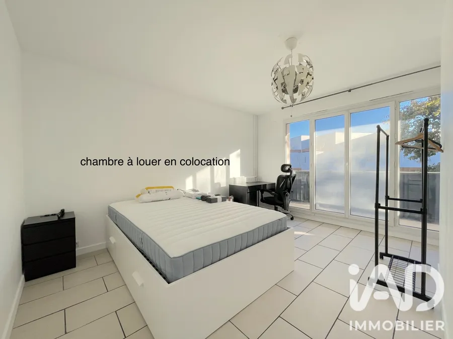 Appartement à Évry (91000) photo 3