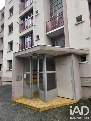 Apartment in Fontaine (38600)