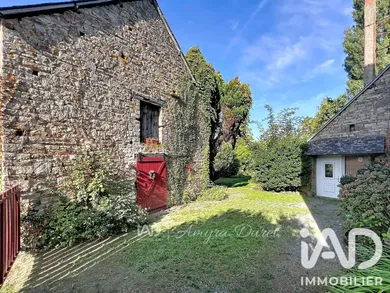 Maison de campagne à Val-Couesnon (35460)