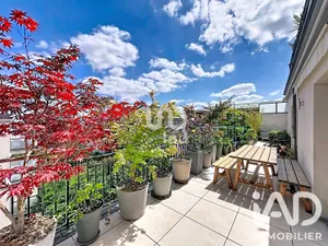 Apartment in Rosny-sous-Bois (93110)