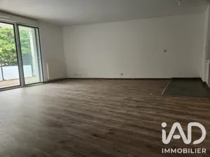 Apartment in Nantes (44300)