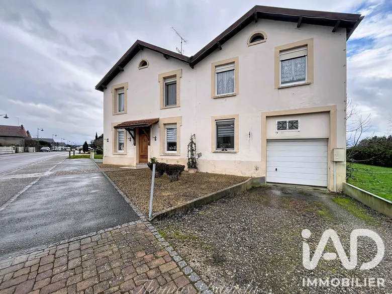 Maison 8 pièces 188 m² · à Batilly · 188 m² · 290 000 €