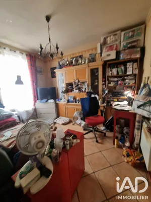 Apartment in Paris (75019)