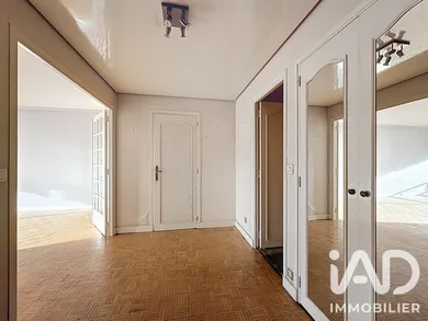 Appartement à Enghien-les-Bains (95880)